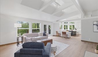 4562 NW HIGHWAY 20, Albany, OR 97321