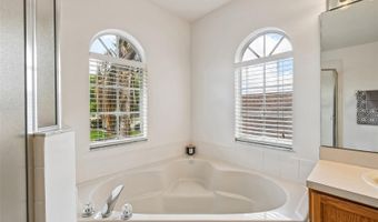 9525 SOUTHERN GARDEN Cir, Altamonte Springs, FL 32714