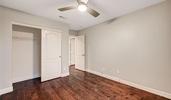 82 Moonlight Village Ln, Henderson, NV 89012