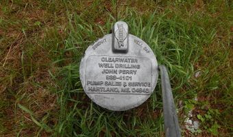 17 W Birch Ln, Beaver Cove, ME 04441