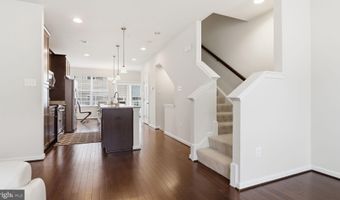 12710 RUSTIC ROCK Ln, Beltsville, MD 20705