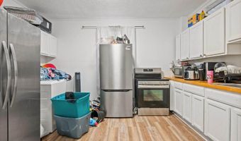 34 Winter St, Bangor, ME 04401