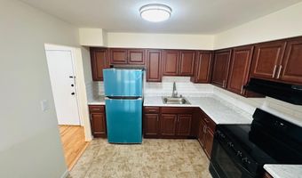 34 E 32ND St C8, Bayonne, NJ 07002