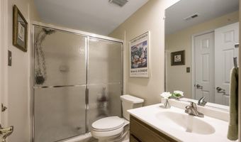 8013 RISING RIDGE Rd, Bethesda, MD 20817