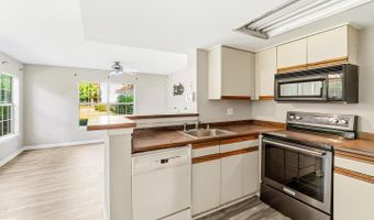 10531 BEACON RIDGE Dr #13-101, Bowie, MD 20721