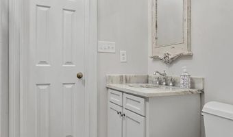 2514 Pheasant Dr, Albany, GA 31721