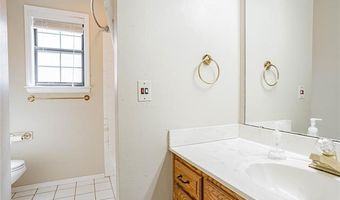 174 Parkhill Pl, Bartlesville, OK 74006