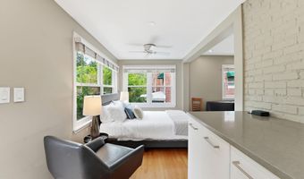 510 26TH Rd S, Arlington, VA 22202