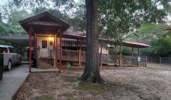 205 HALL St, Bastrop, LA 71220