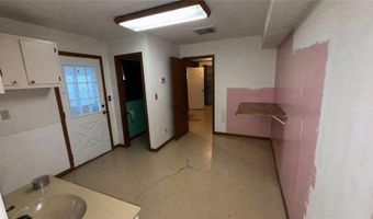 401 W Chestnut St, Archie, MO 64725