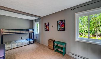 227 Valley View Dr, Albrightsville, PA 18210