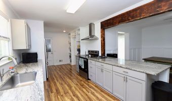 805 Mcrae Rd, Camden, SC 29020