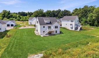 8 Robin Way 7, Chester, NH 03036
