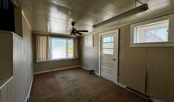 52 Senter St, Ahmeek, MI 49901