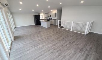 5 N Vigue Shore Rd, Albion, ME 04910