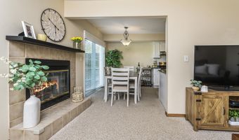3 Woodside Dr, Albany, NY 12208