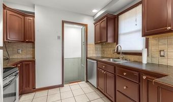 9299 Becker Ave, Allen Park, MI 48101