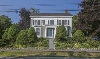 53 Congress St, Belfast, ME 04915