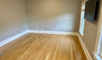 19 Deercliff Rd, Avon, CT 06001