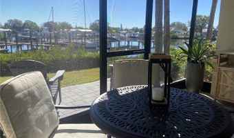 646 YARDARM Dr 23, Apollo Beach, FL 33572