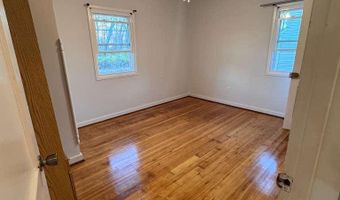 3007 ELMWOOD Dr, Alexandria, VA 22303