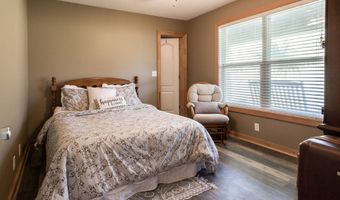 928 McBride St Ext, Ailey, GA 30410