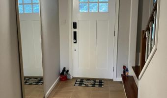 175 Circle Dr, Albrightsville, PA 18210