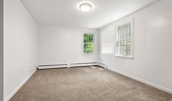 41 Gault Rd, Bedford, NH 03110