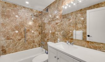 4141 N HENDERSON Rd 626, Arlington, VA 22203