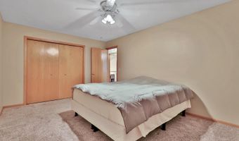 2674 Cutters Grove Cir, Anoka, MN 55303