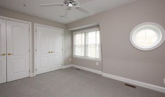 4906 MONTGOMERY Ln, Bethesda, MD 20814