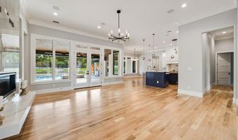 516 Lodge Hill Dr, Heath, TX 75032