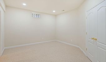 7517 LINDBERG Dr, Alexandria, VA 22306