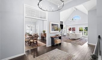 6430 Spinnaker Ln, Alpharetta, GA 30005