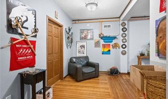 320 7th Ave E, Alexandria, MN 56308