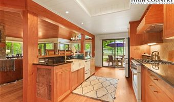 870 Clubhouse Dr A2, Banner Elk, NC 28604