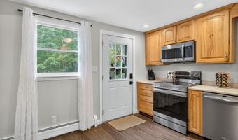 42 Pepperell Rd, Brookline, NH 03033