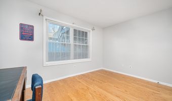 39 Manorwood Dr 39, Branford, CT 06405