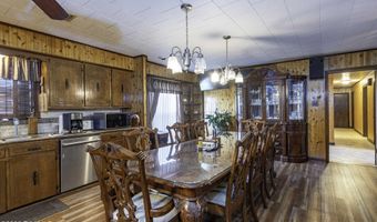 13132 Veterans Memorial Dr, Abbeville, LA 70510