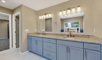 1135 Lillie Dr, Bosque Farms, NM 87068