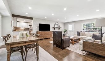 180 Pruitt Dr, Alpharetta, GA 30004