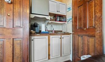 716 Lakeshore Dr, Bennettsville, SC 29512