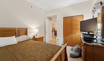 400 N RICHMOND St 323, Appleton, WI 54911
