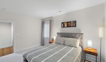9501 WILDOAK Dr, Bethesda, MD 20814