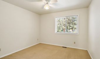 64507 McGrath Rd, Bend, OR 97701