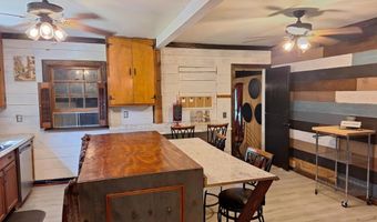 167 N Thomas St, Baxley, GA 31513