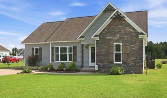 2746 Madison Hardee Rd, Ayden, NC 28513