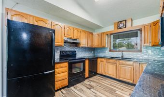 5811 Monroe St, Baker, FL 32531