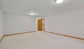 1511 16th Ave SW, Austin, MN 55912