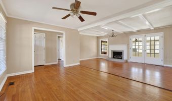 409 Peach Ave, Albertville, AL 35950